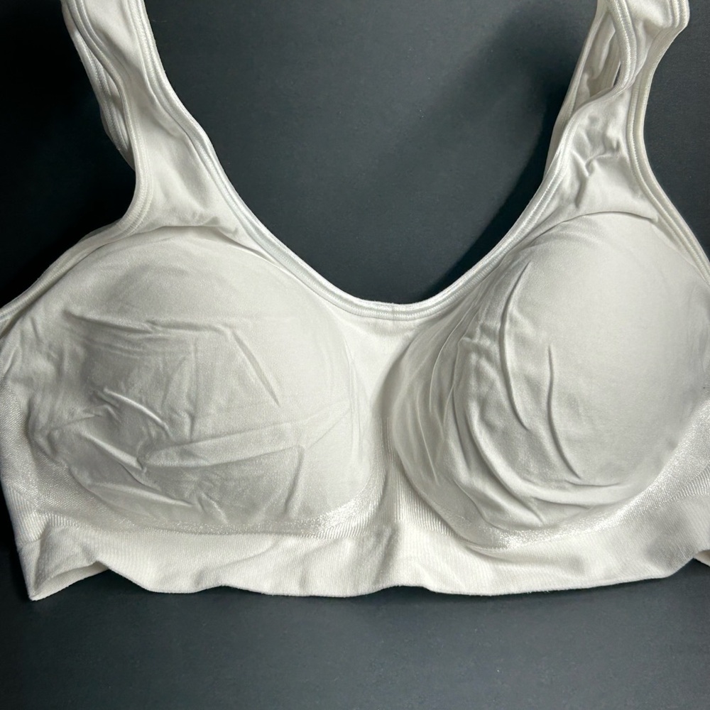 Bali 2XL White Comfort Revolution Shaping Wireless Bra‎